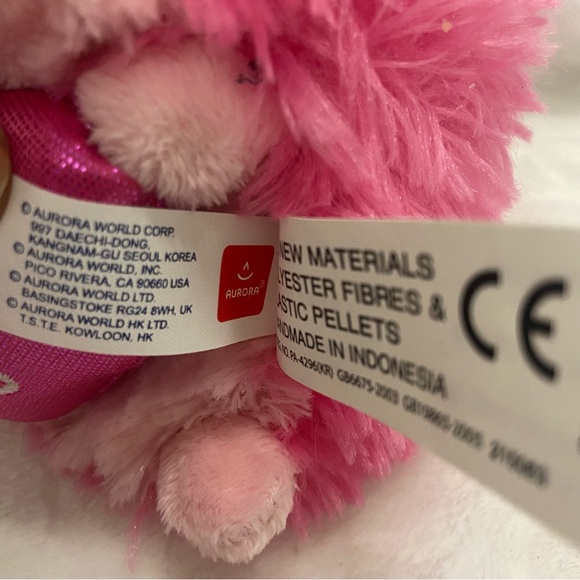 aurora world  hedgehugs plush, pink
Holding pink heart hedge hugs - Picture 3 of 4